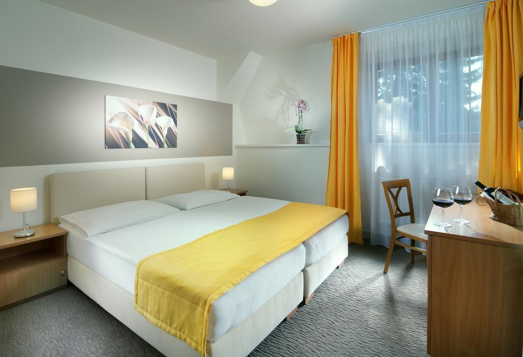 Hotel Vz Bedrichov Špindlerŭv Mlýn Værelse billede